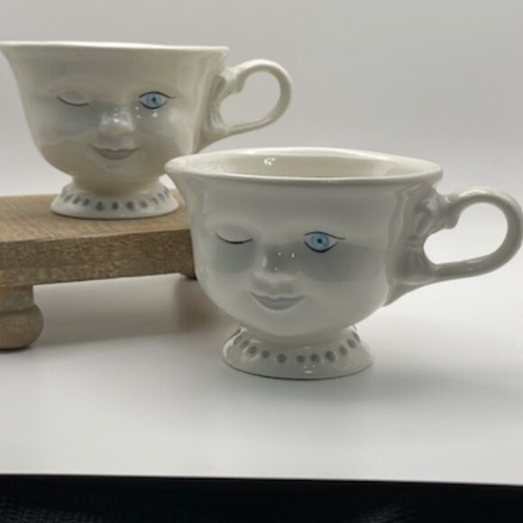 Bailey's Irish Cream Winky Face Tea Cup Designed by Helen Hunt Lot of 2 - Picture 2 of 11